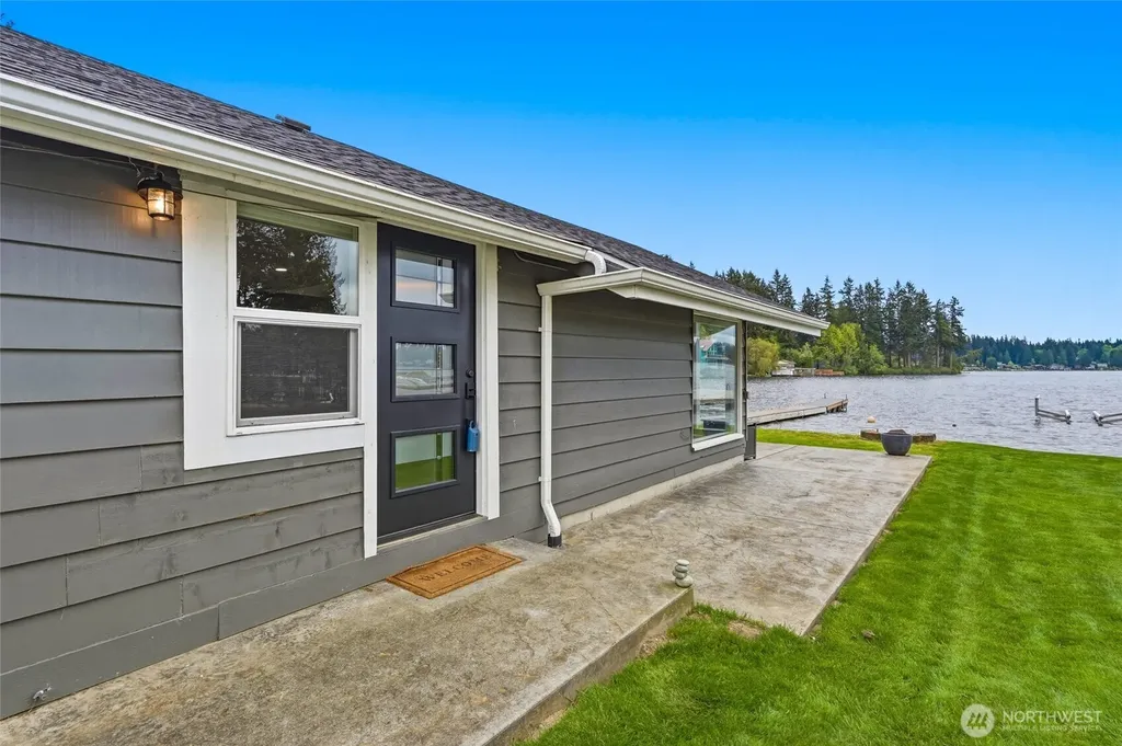 4302 Peninsula Road Stanwood WA 98292