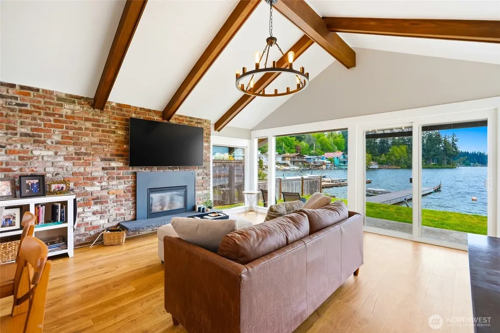 4302 Peninsula Road Stanwood WA 98292