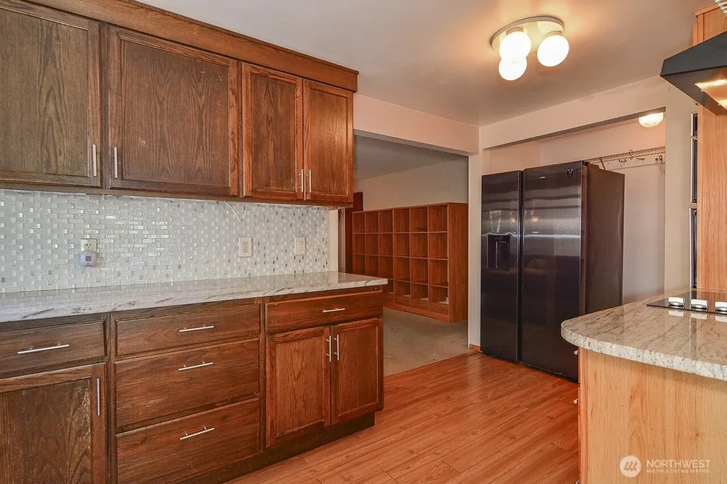 13709 39th Avenue NE Seattle WA 98125