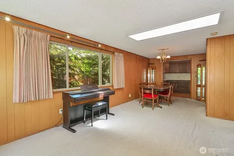 13709 39th Avenue NE Seattle WA 98125