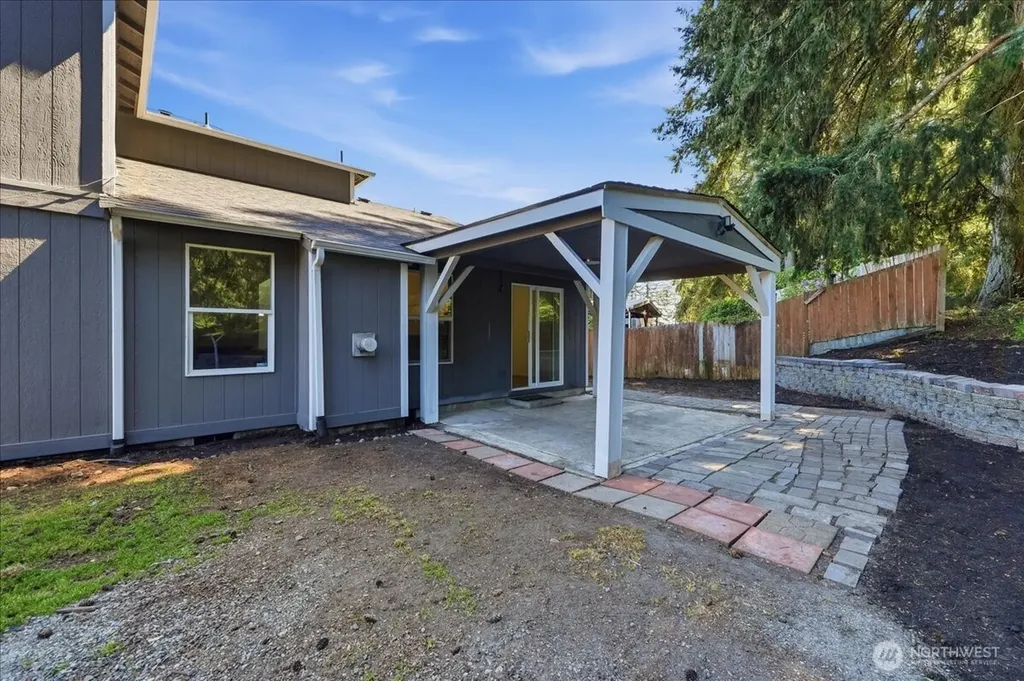 8816 Milbanke Drive SE Olympia WA 98513