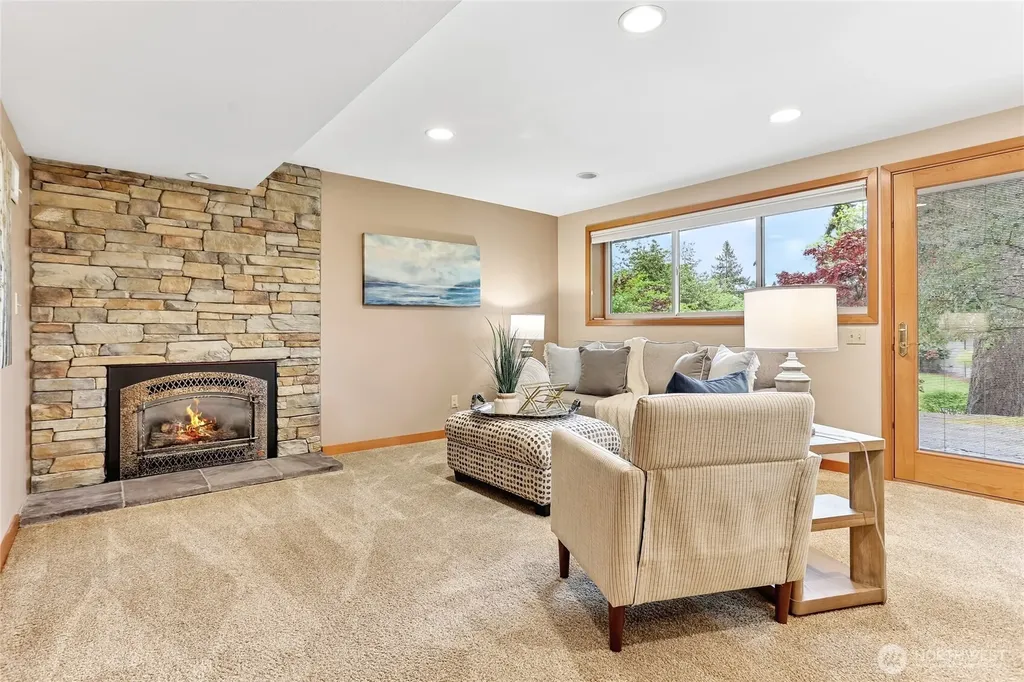 12226 SE 25th Street Bellevue WA 98005