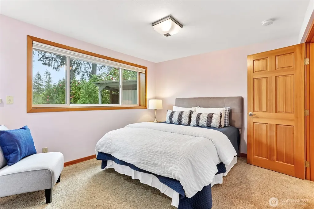 12226 SE 25th Street Bellevue WA 98005
