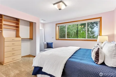 12226 SE 25th Street Bellevue WA 98005
