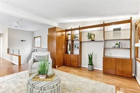 12226 SE 25th Street Bellevue WA 98005