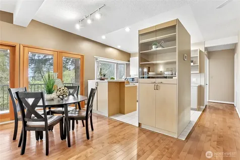 12226 SE 25th Street Bellevue WA 98005