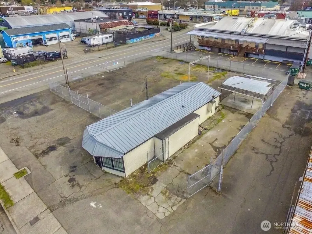 9808 17th Avenue SW Seattle WA 98106