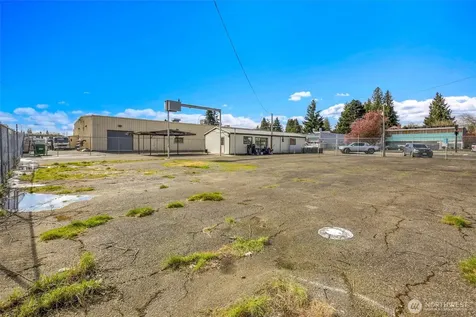 9808 17th Avenue SW Seattle WA 98106