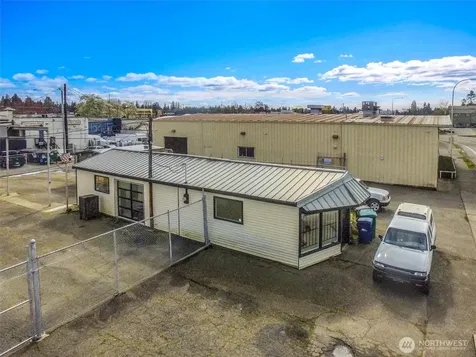 9808 17th Avenue SW Seattle WA 98106