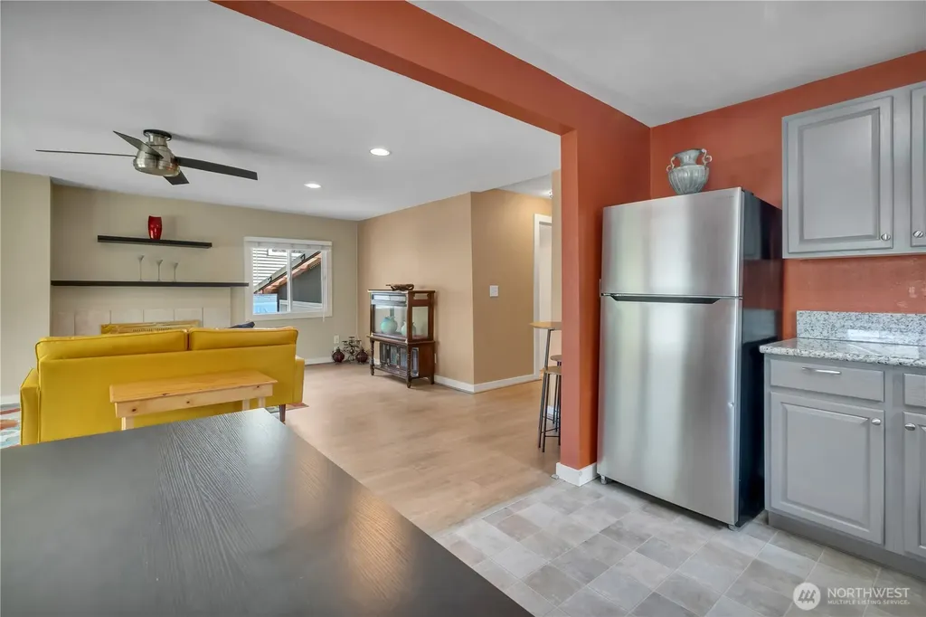 2307 SW Myrtle Street Seattle WA 98106