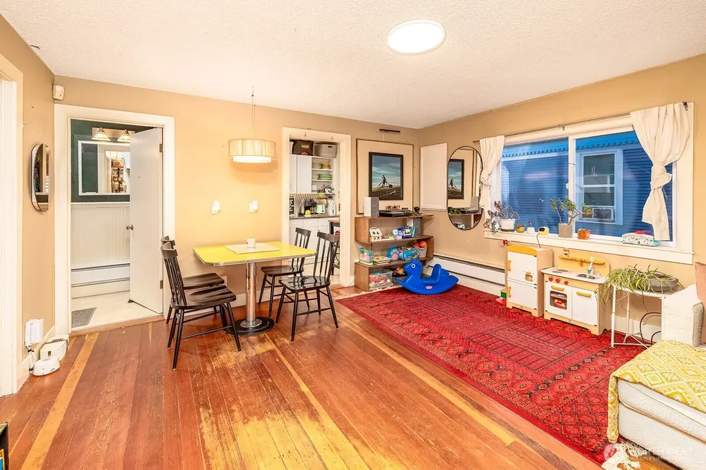 2315 E Spring Street Seattle WA 98122
