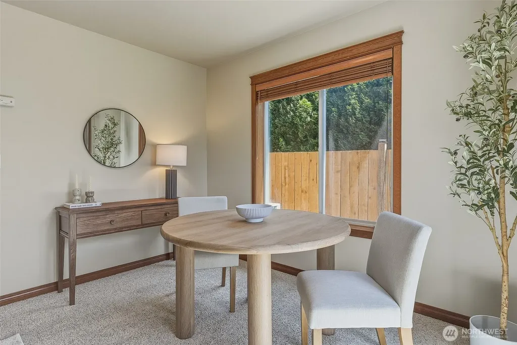 2502 204th Place SW Lynnwood WA 98036