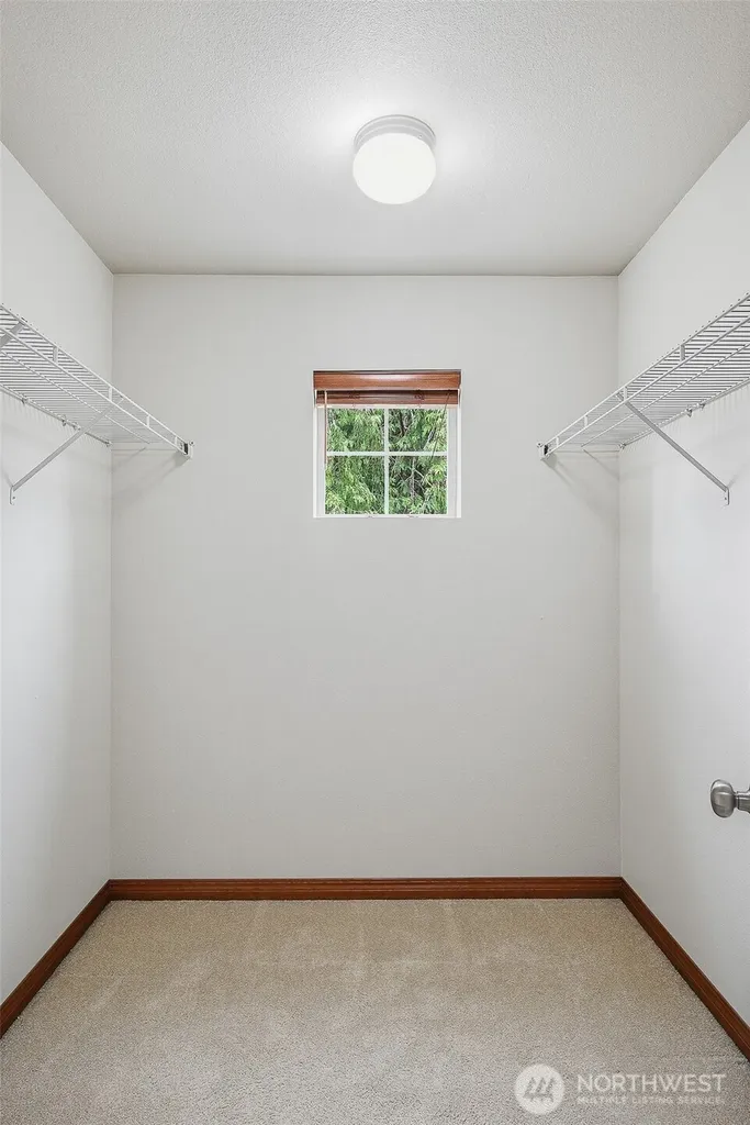 2502 204th Place SW Lynnwood WA 98036