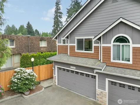 2502 204th Place SW Lynnwood WA 98036