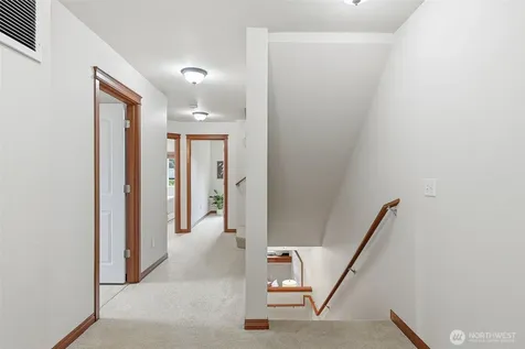 2502 204th Place SW Lynnwood WA 98036