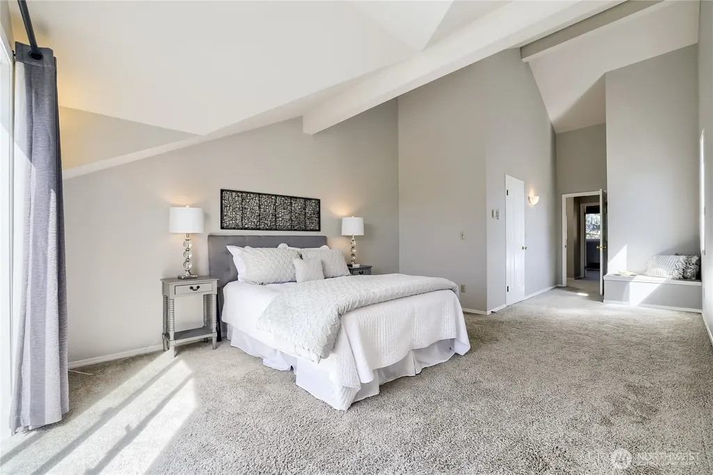 806 NW 52nd Street Seattle WA 98107