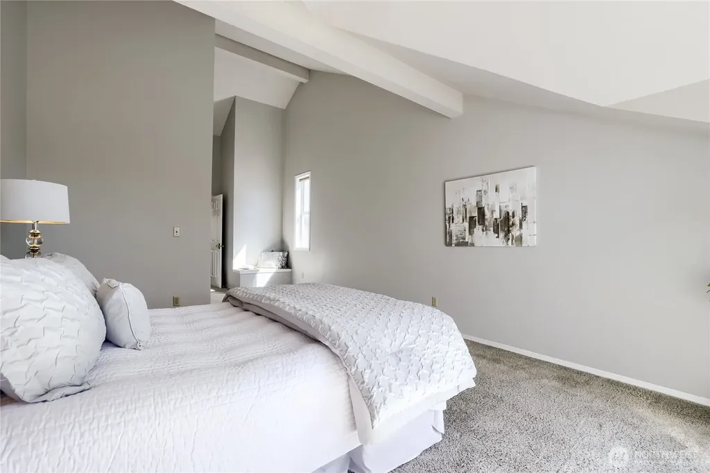 806 NW 52nd Street Seattle WA 98107