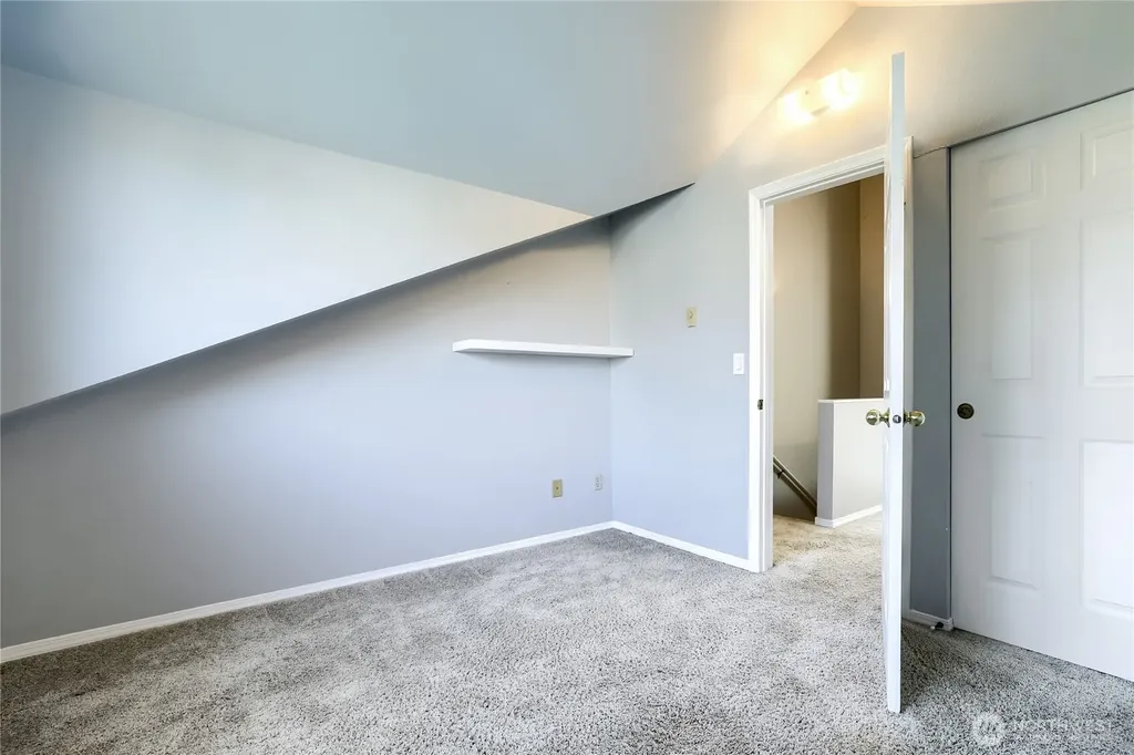 806 NW 52nd Street Seattle WA 98107