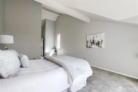 806 NW 52nd Street Seattle WA 98107