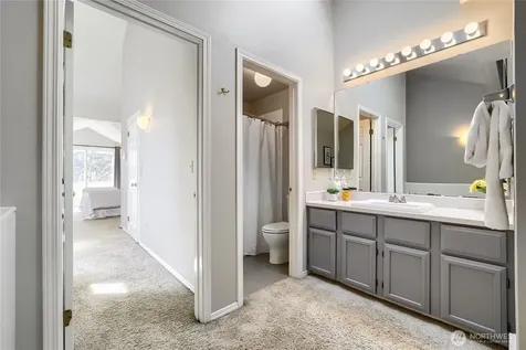 806 NW 52nd Street Seattle WA 98107