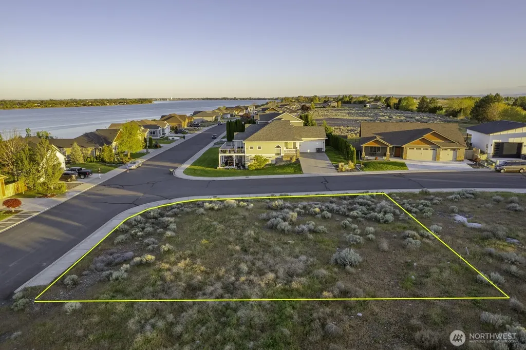6402 Farrer Way Moses Lake WA 98837