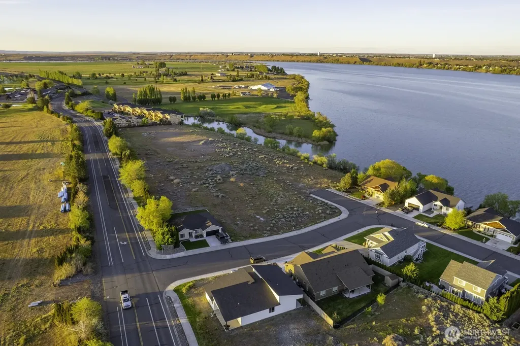 6402 Farrer Way Moses Lake WA 98837
