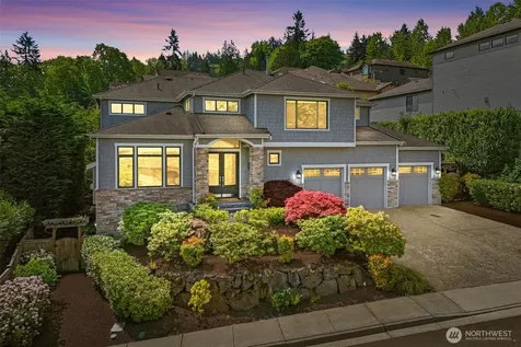 2759 NW Pine Cone Place Issaquah WA 98027