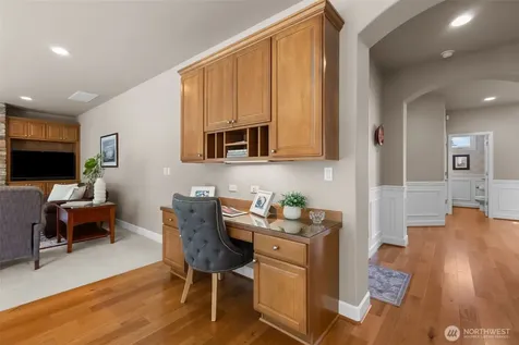 2759 NW Pine Cone Place Issaquah WA 98027