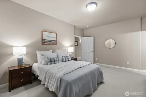 2759 NW Pine Cone Place Issaquah WA 98027