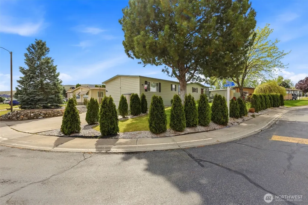 240 Skyline Drive Richland WA 99352