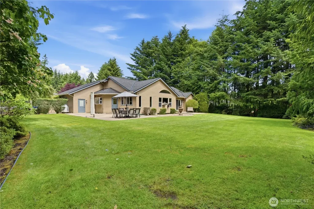 832 Jewil Drive Fox Island WA 98333