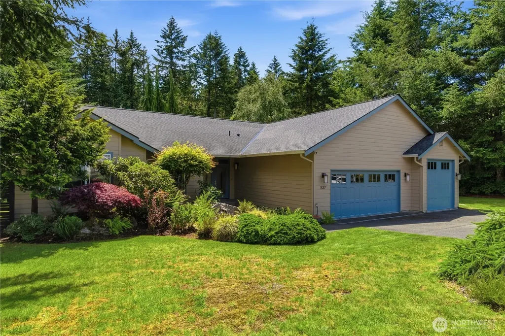 832 Jewil Drive Fox Island WA 98333