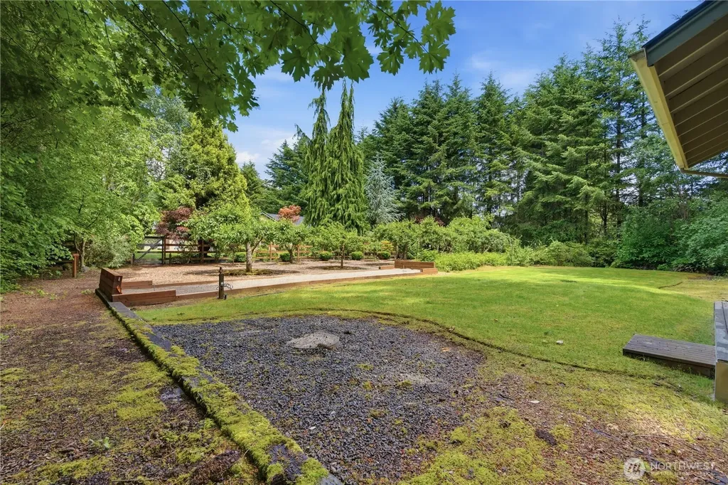 832 Jewil Drive Fox Island WA 98333
