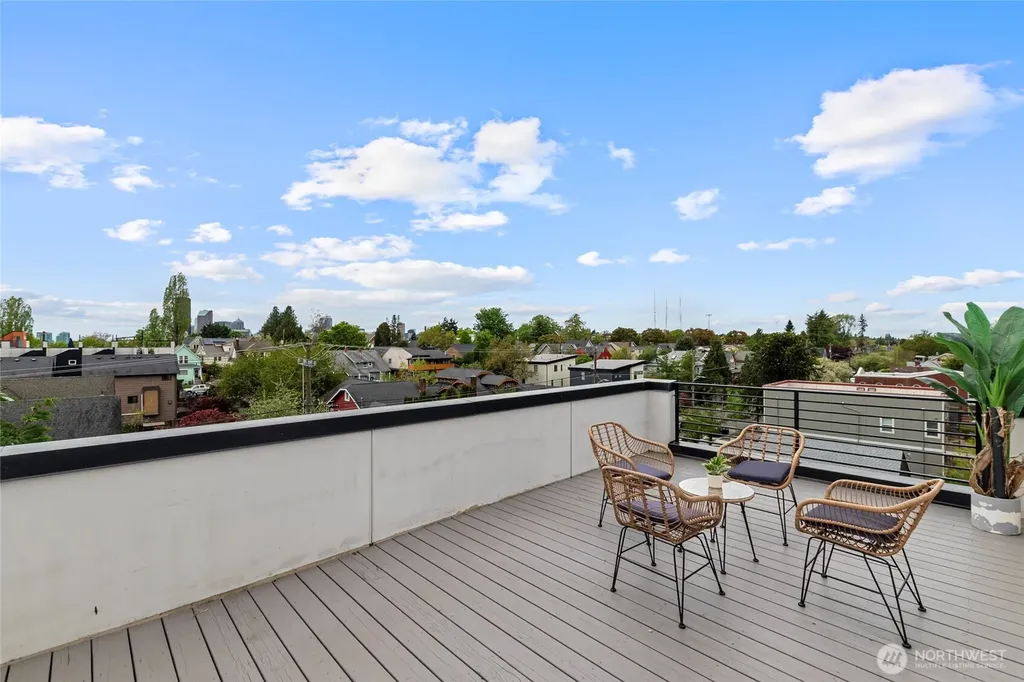 2612 E Yesler Way Seattle WA 98122