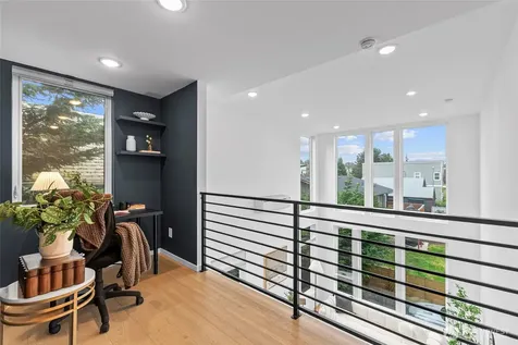 2612 E Yesler Way Seattle WA 98122