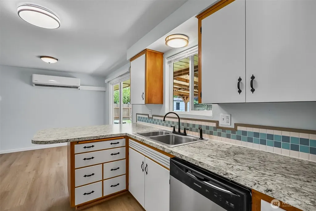 6526 77th Place NE Marysville WA 98270