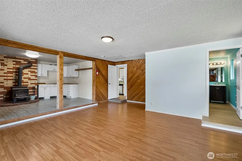 6526 77th Place NE Marysville WA 98270