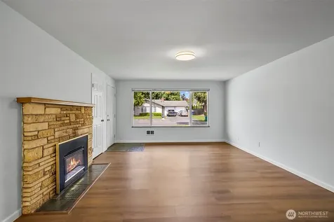 6526 77th Place NE Marysville WA 98270
