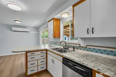 6526 77th Place NE Marysville WA 98270