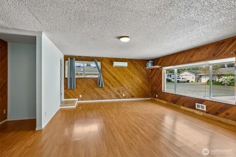 6526 77th Place NE Marysville WA 98270