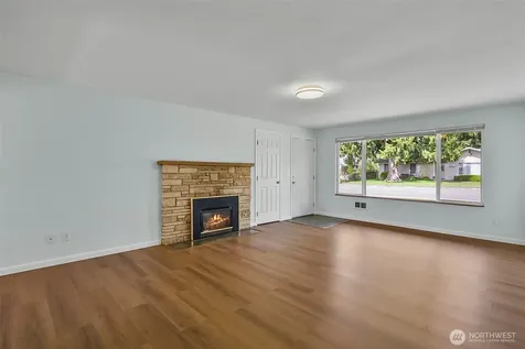 6526 77th Place NE Marysville WA 98270