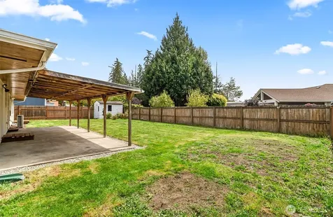 6526 77th Place NE Marysville WA 98270
