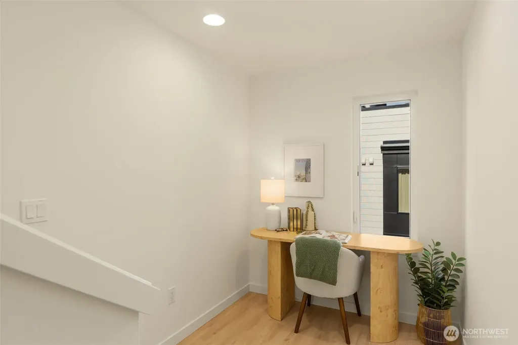 8323 12th Avenue NW Seattle WA 98117