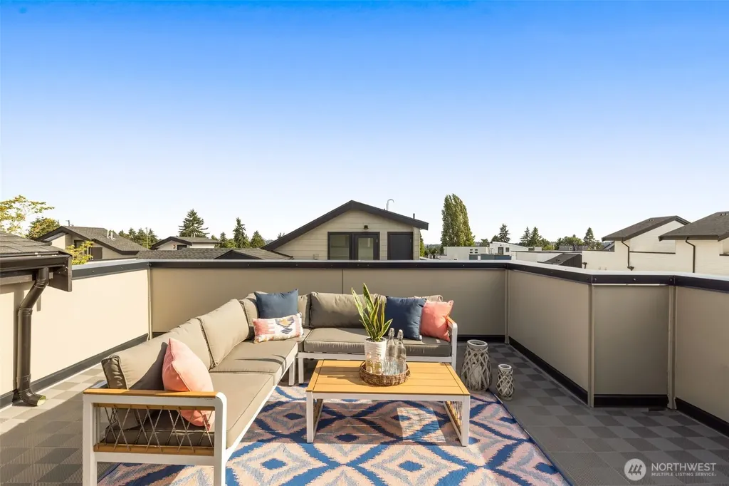 8323 12th Avenue NW Seattle WA 98117