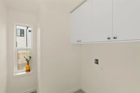 8323 12th Avenue NW Seattle WA 98117
