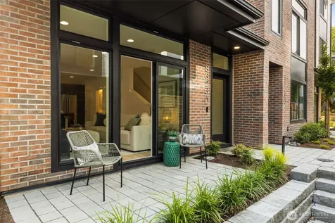 8323 12th Avenue NW Seattle WA 98117