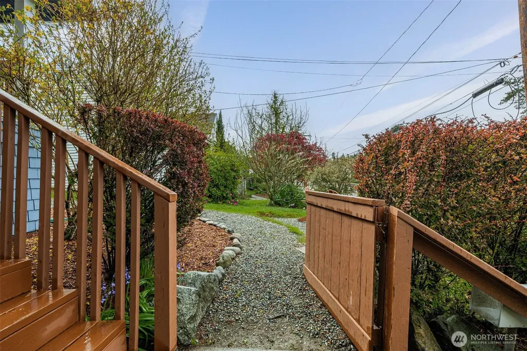 9732 59th Avenue S Seattle WA 98118