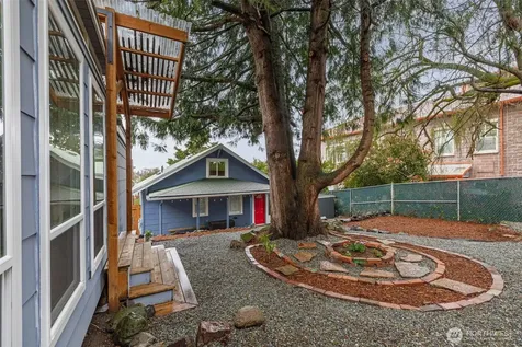 9732 59th Avenue S Seattle WA 98118