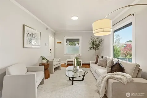 9732 59th Avenue S Seattle WA 98118