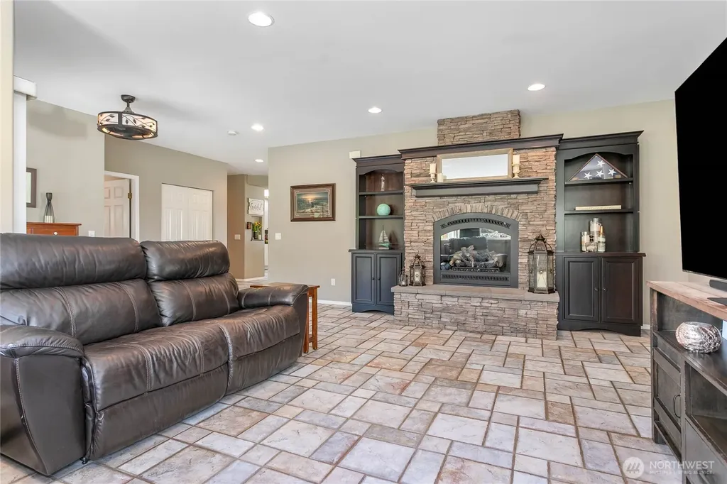 2455 Lee Way Bellingham WA 98226